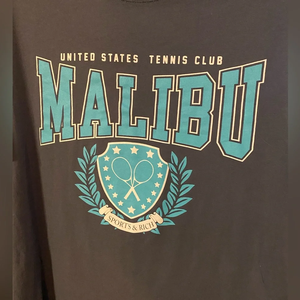 Tshirt - Picture 2 of 2